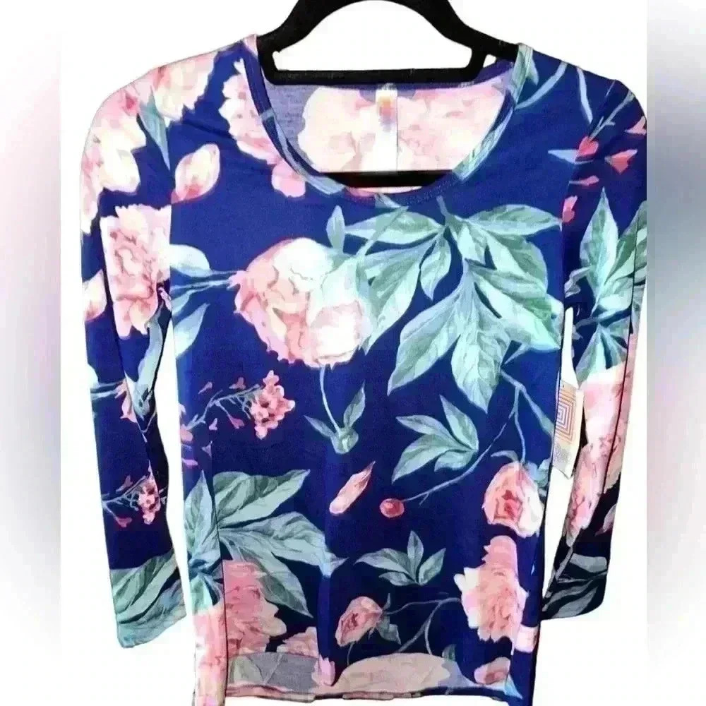 Lularoe XxS blue long sleeve Lynnae‎ t shirt top with pink peonies! NWT .